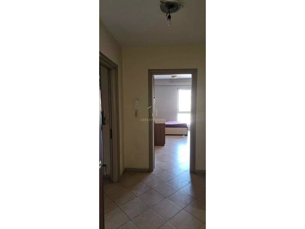 Jepet me qera apartament 1+1 tek Bulevardi i ri 2