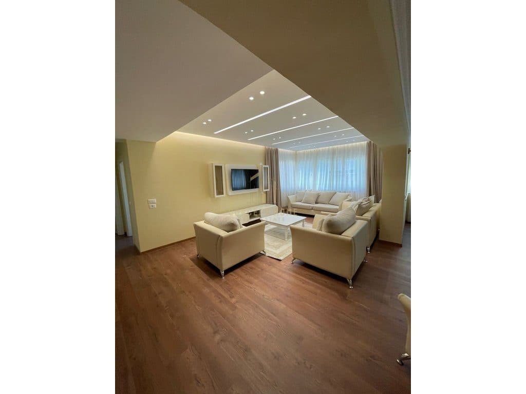 Jepet me qira Apartament 2+1+2 +Kuzhine , Bllok 2