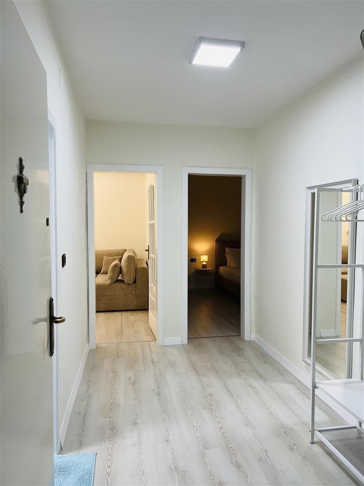 Shitet Apartament 1+1 tek Stadiumi Dinamo 3
