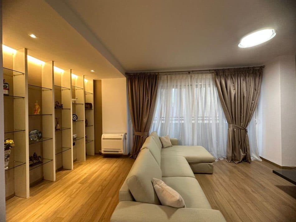 Jepet me qera apartament 1+1 Te Liqeni Artificial 2