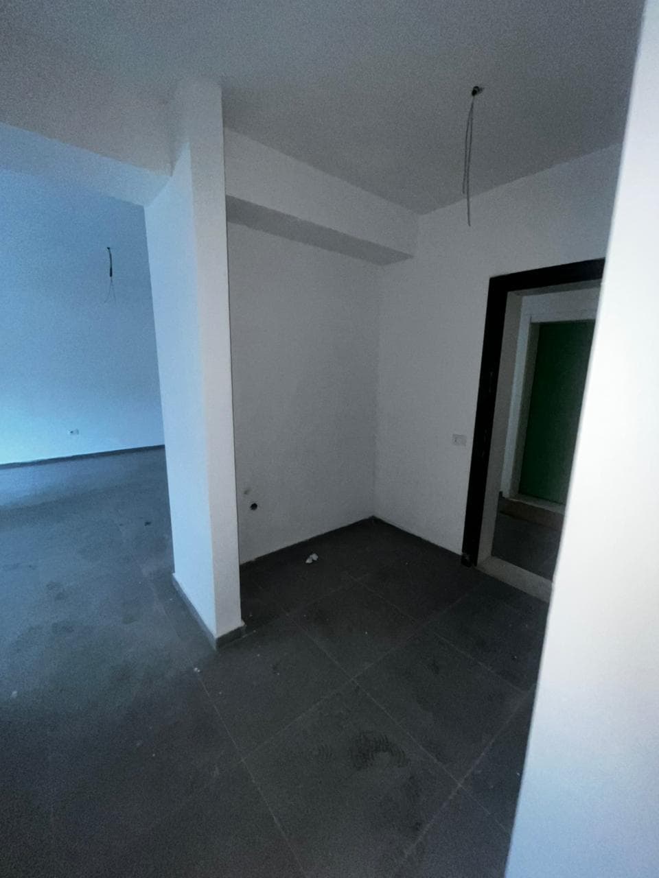 Shitet apartament 2+1+2 tek Rezidenca "Kodra e Diellit 1" 4