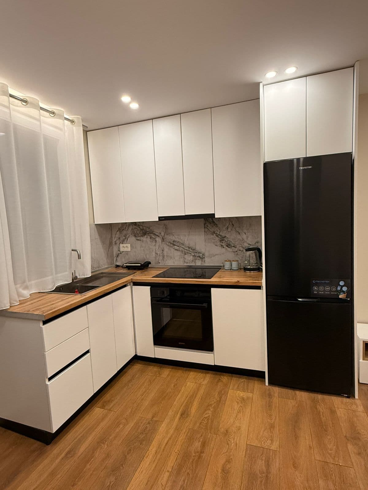 Apartament 1+1 Me Qira në Qendër, Rruga e Elbasanit, Tiranë - 750€ | 45m² 3