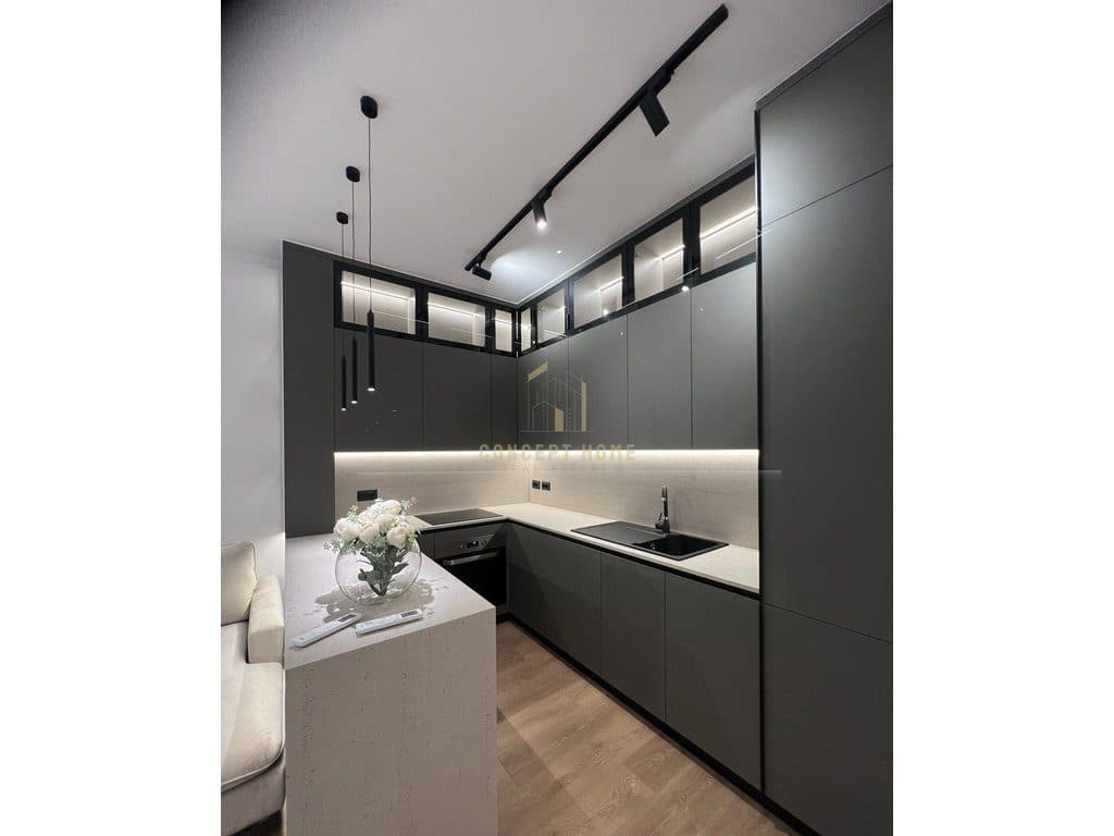 Apartament 2+1 me qera ne Porcelan. 3