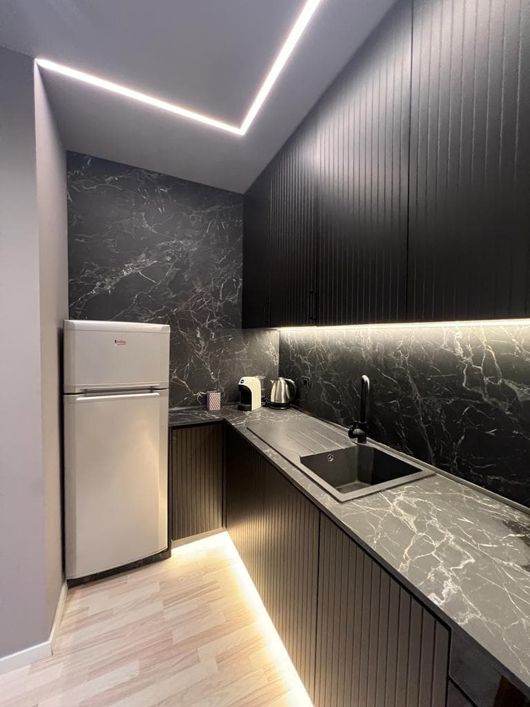 Apartament 1+1 Me Qira në Rruga e Kavajës, Tiranë - 1400€ | 70 m² 3
