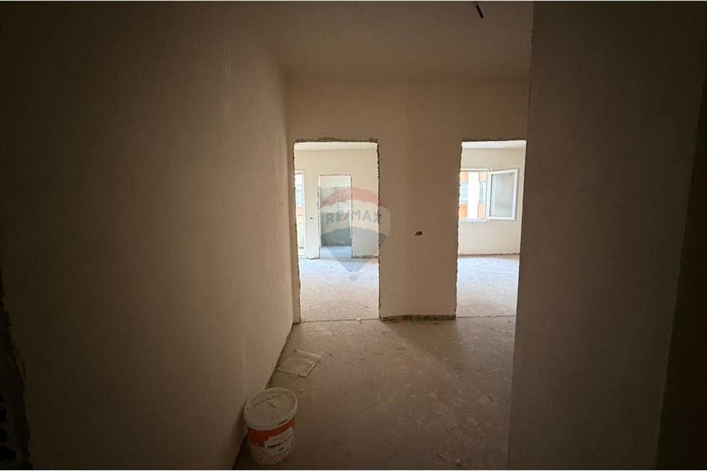 Apartament - Në Shitje - Rruga Straus, Lezhë
