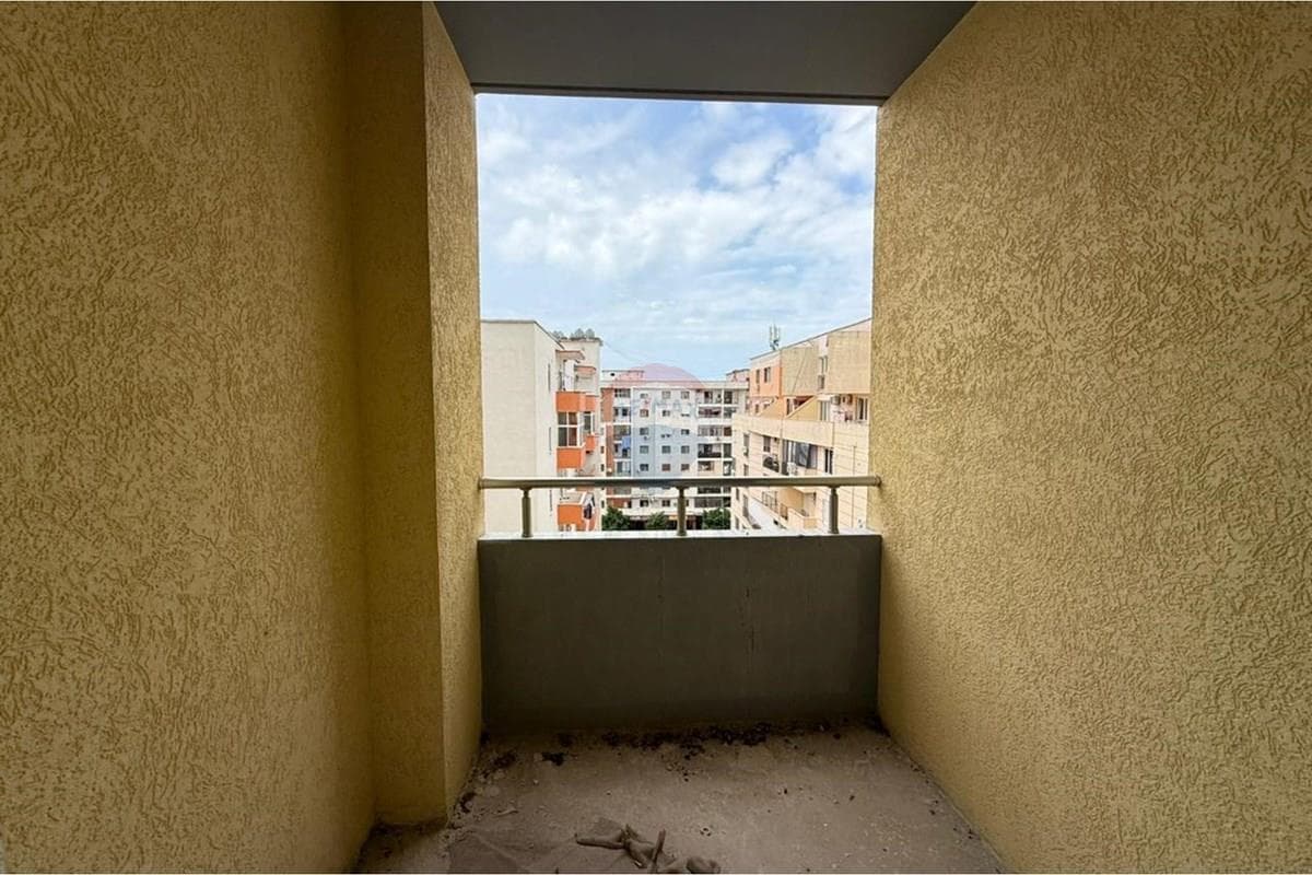 Apartament - Në Shitje - Rruga Straus, Lezhë 2