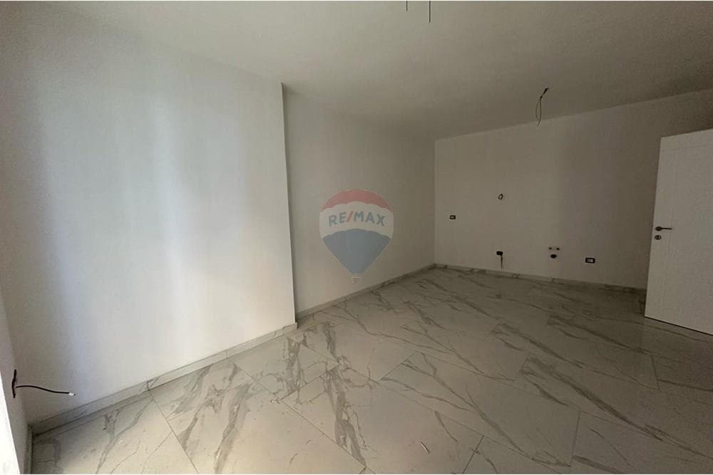 Apartament - Në Shitje - Shëngjin, Lezhë