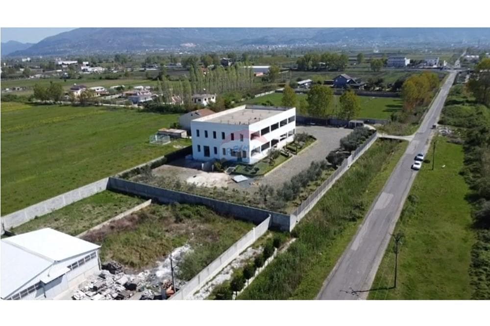 Ndertese Industriale - Në Shitje - Milot, Kurbin