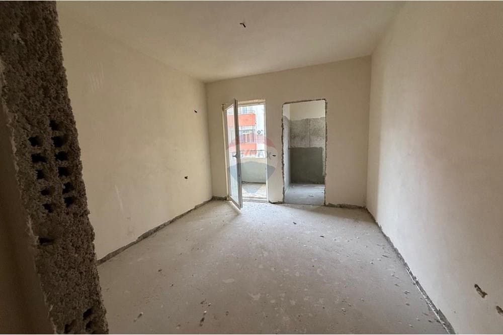 Apartament - Në Shitje - Rruga Straus, Lezhë