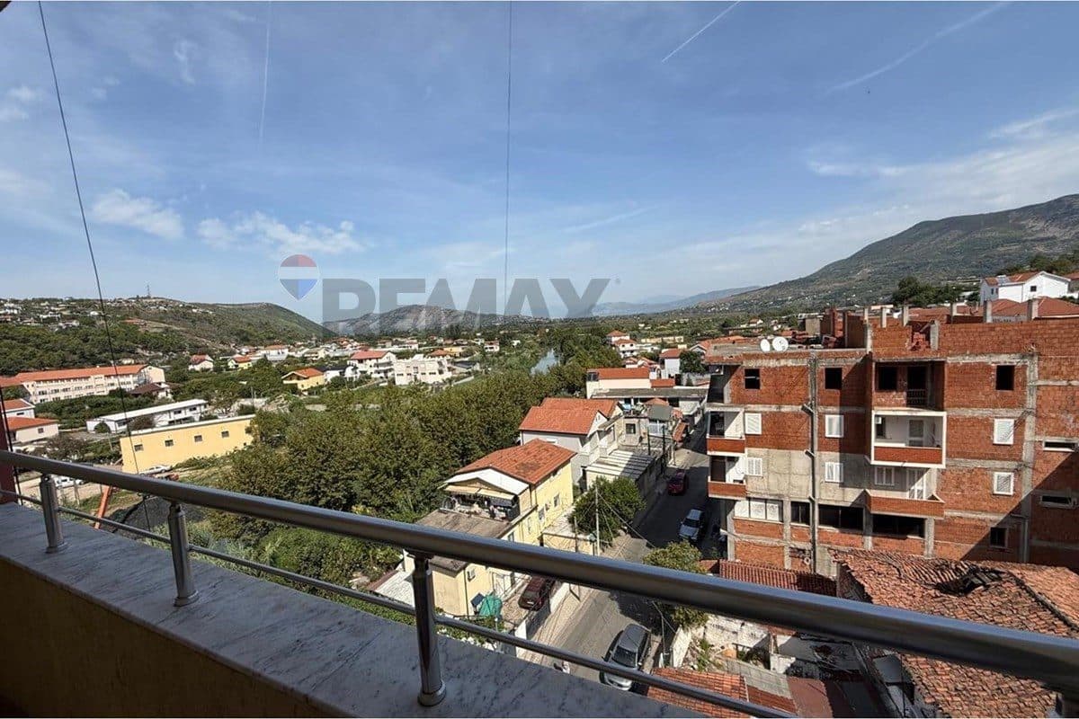 Apartament - Në Shitje - Rruga Frang Bardhi, Lezhë