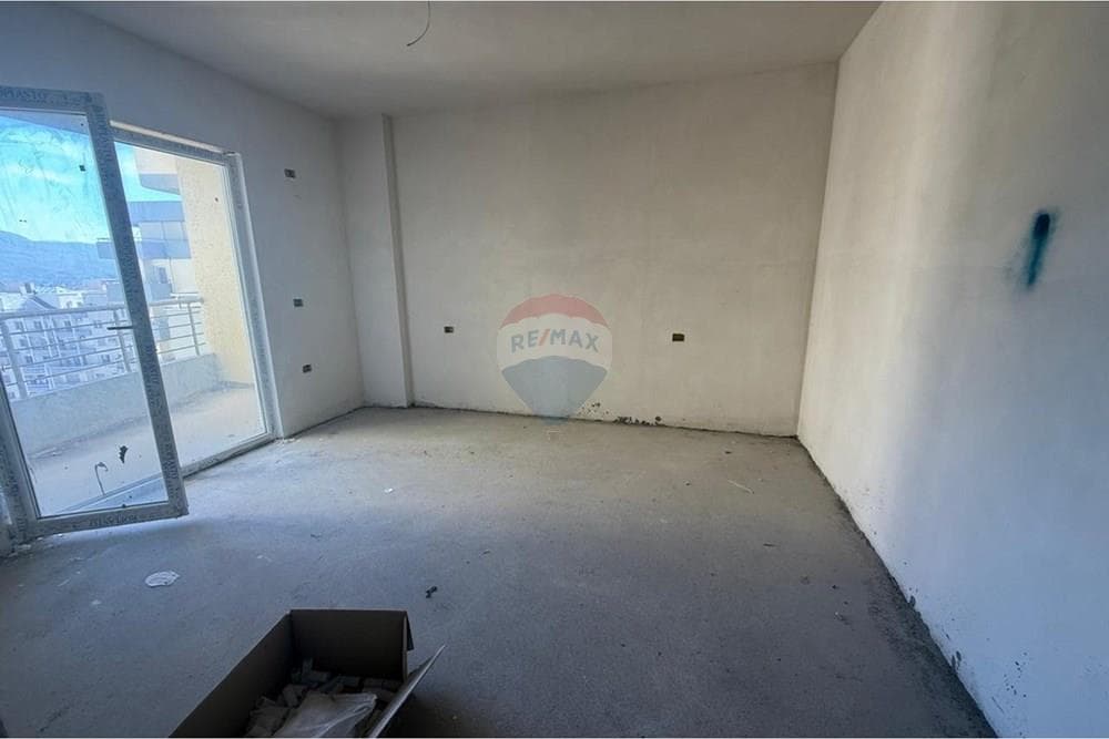 Apartament - Në Shitje - Rruga Straus, Lezhë
