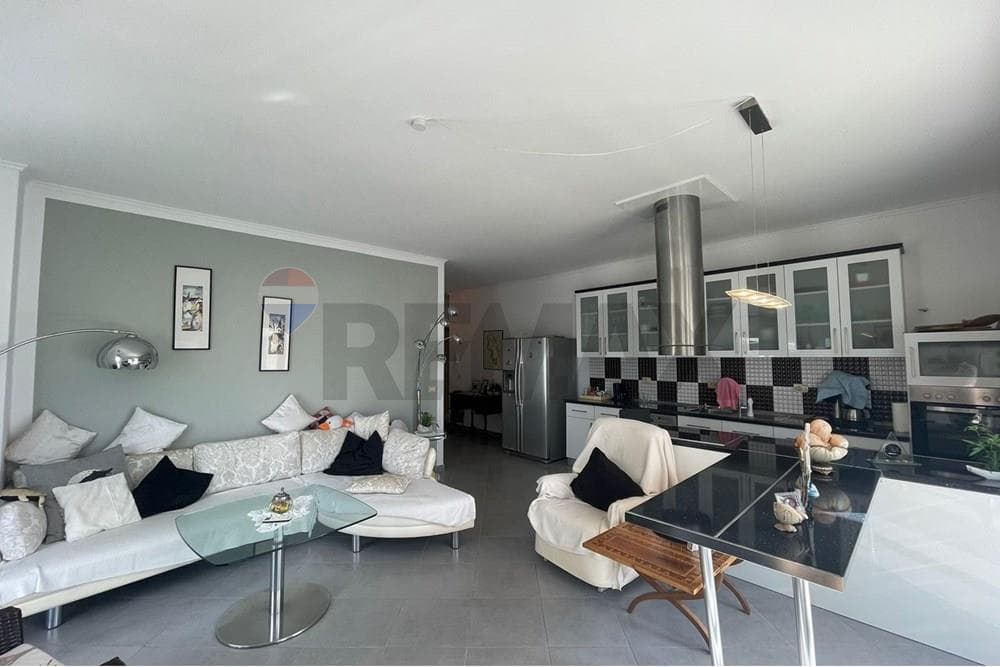 Apartament - Në Shitje - Shëngjin, Lezhë