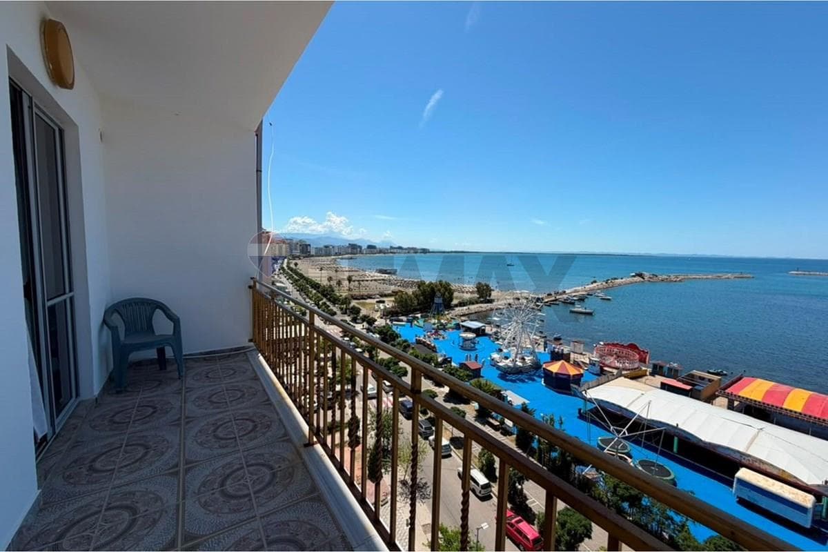 Apartament - Në Shitje - Qëndër Shëngjin, Lezhë