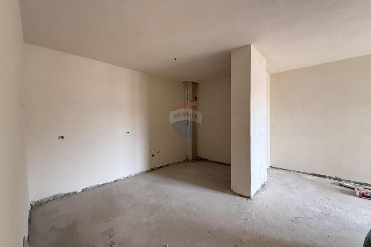 Apartament - Në Shitje - Rruga Straus, Lezhë 4