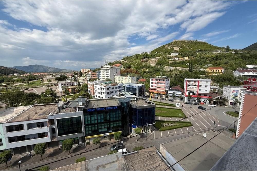 Apartament - Në Shitje - Lezhë, Lezhë