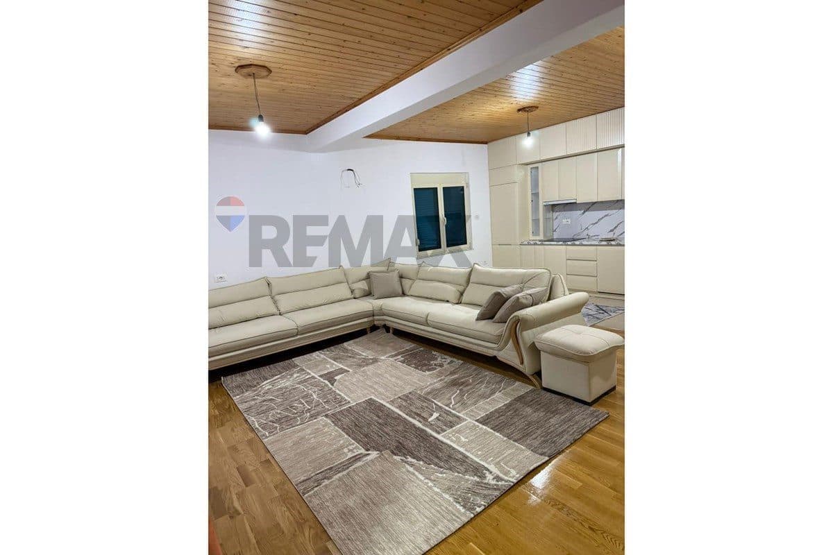 Apartament - Për Qira - Akacia Hills, Tiranë 3