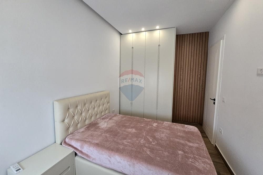 Vile - Për Qira - Bërzhitë, Tiranë