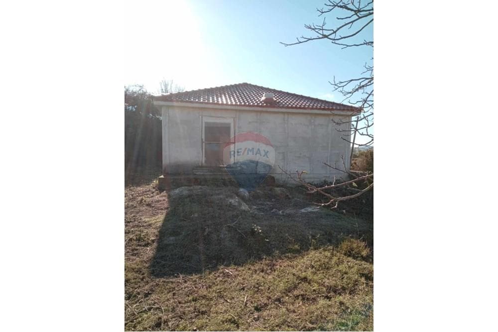 Shtepi Ne Fshat - Në Shitje - Kuçovë, Kuçovë 3