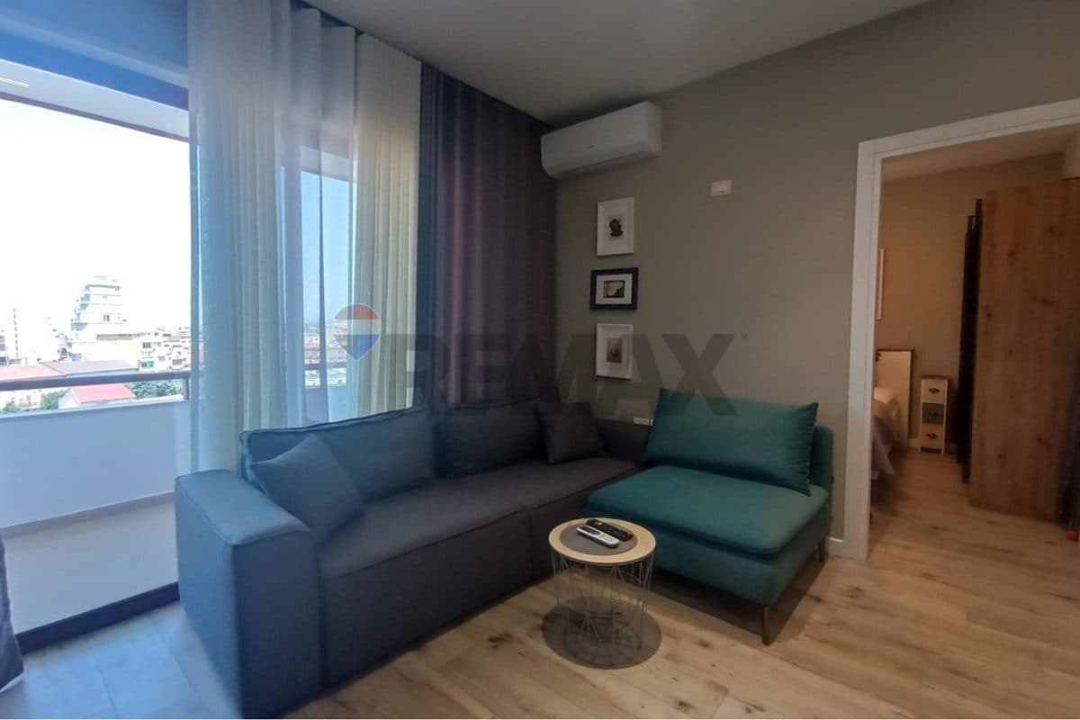Apartament - Për Qira - Rruga e Dibrës, Tiranë
