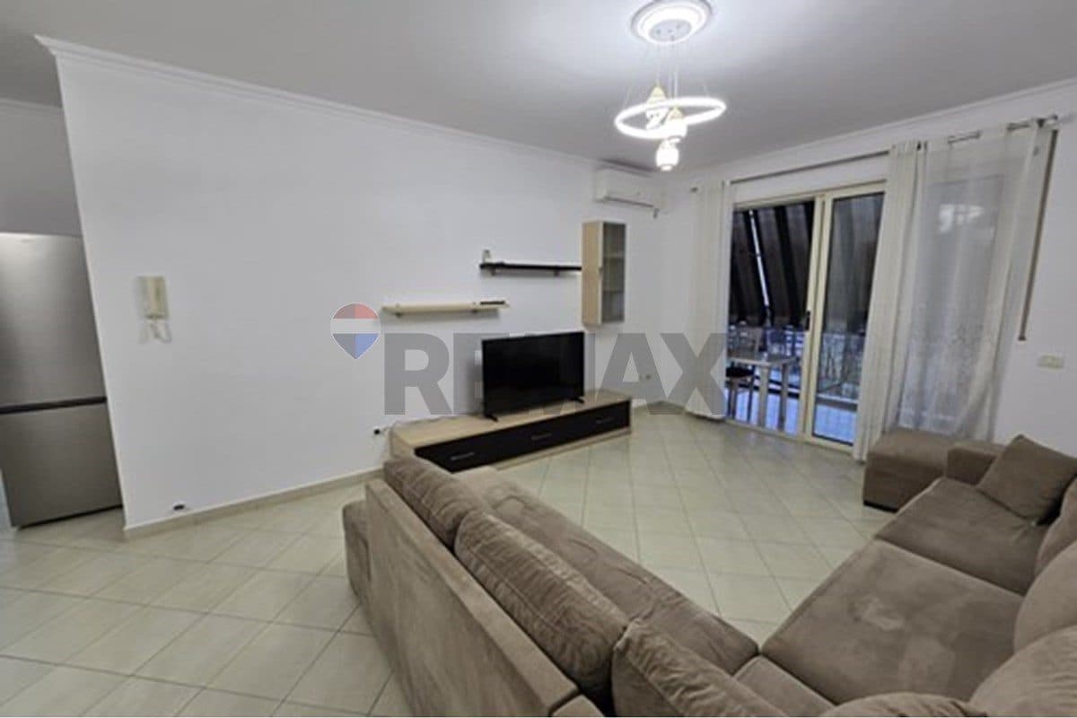 Apartament - Për Qira - Rruga Don Bosko, Tiranë