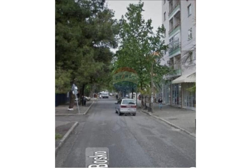 Vile - Në Shitje - Rruga Don Bosko, Tiranë