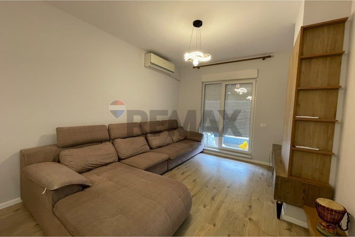 Apartament - Për Qira - Kompleksi Kontakt, Tiranë 2