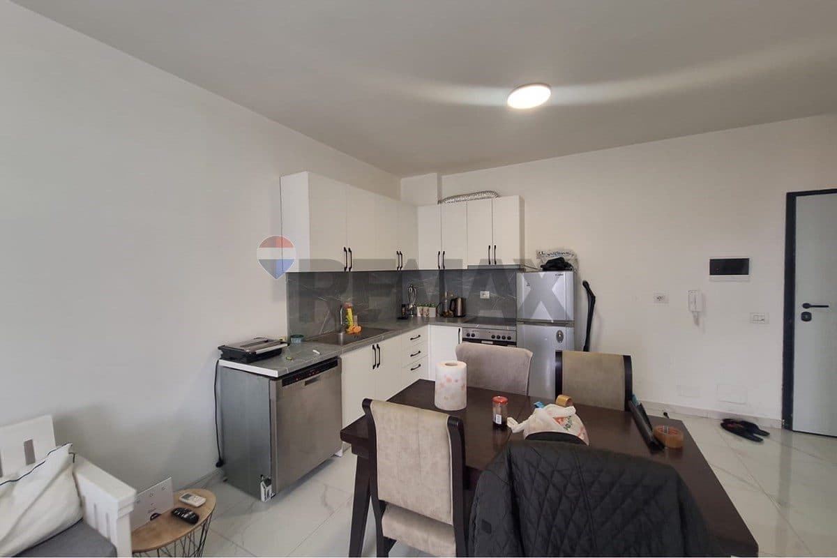 Apartament - Për Qira - Shkolla Ibrahim Rugova, Kamëz 4