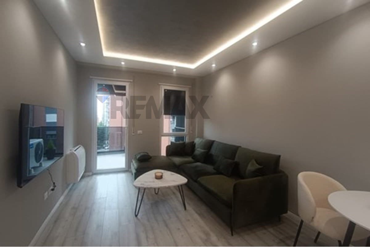 Apartament - Për Qira - Rruga Egnatia, Tiranë