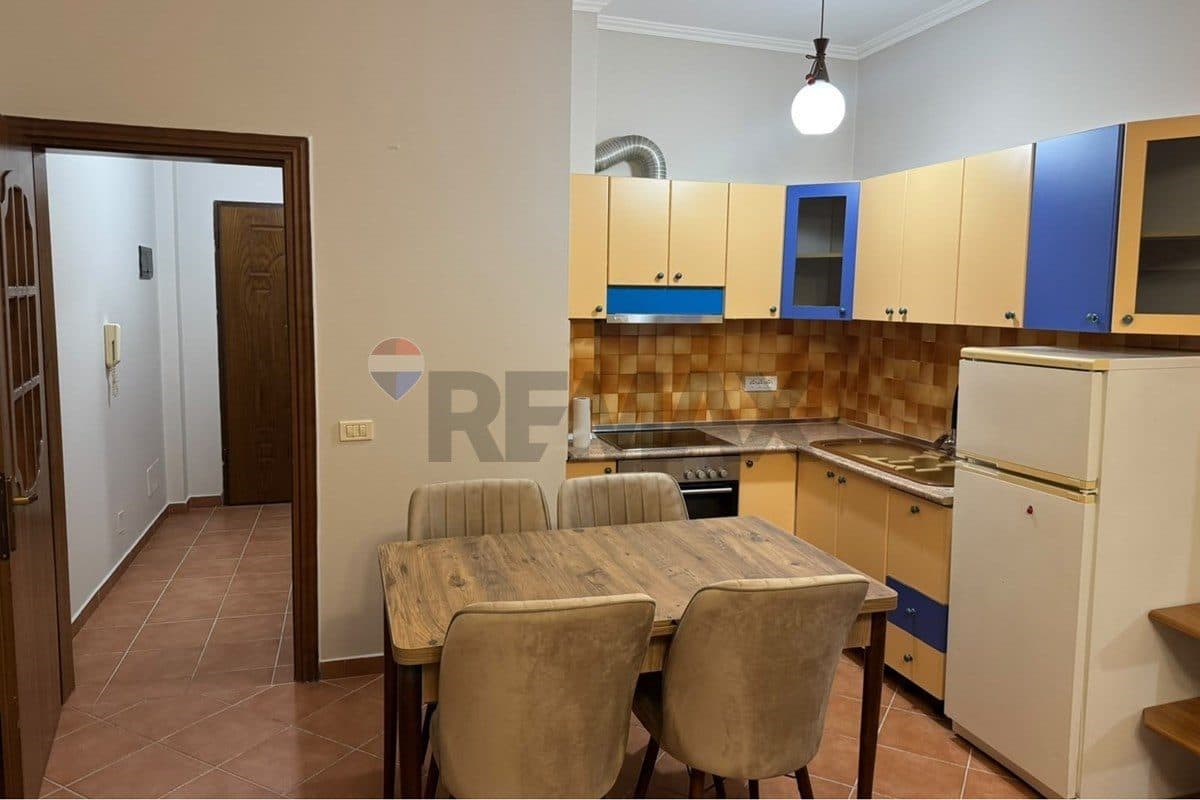 Apartament - Për Qira - Kompleksi Kinostudio, Tiranë 4
