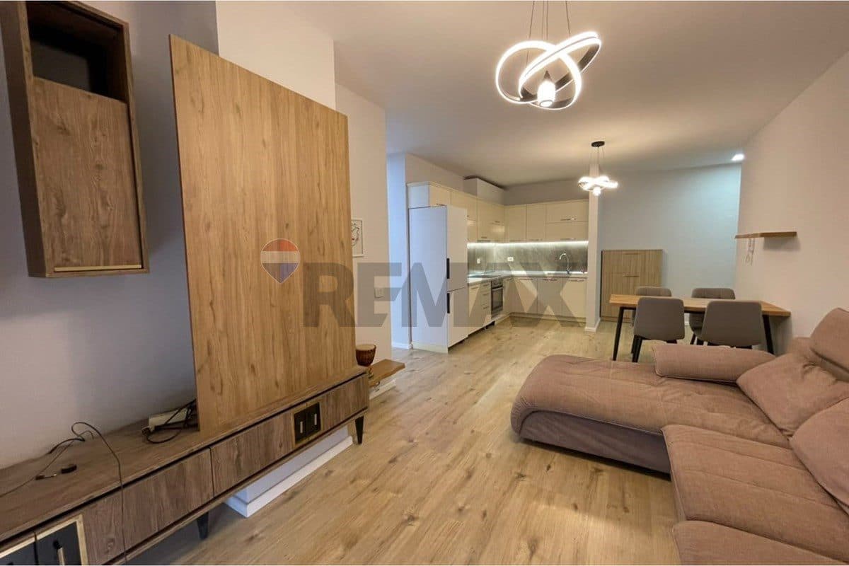Apartament - Për Qira - Kompleksi Kontakt, Tiranë
