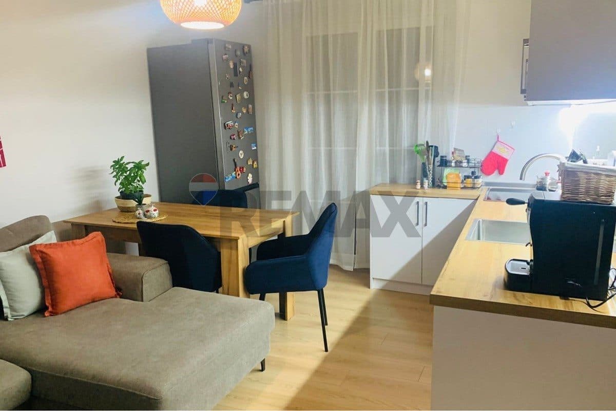 Apartament - Në Shitje - Rruga Mine Peza, Tiranë