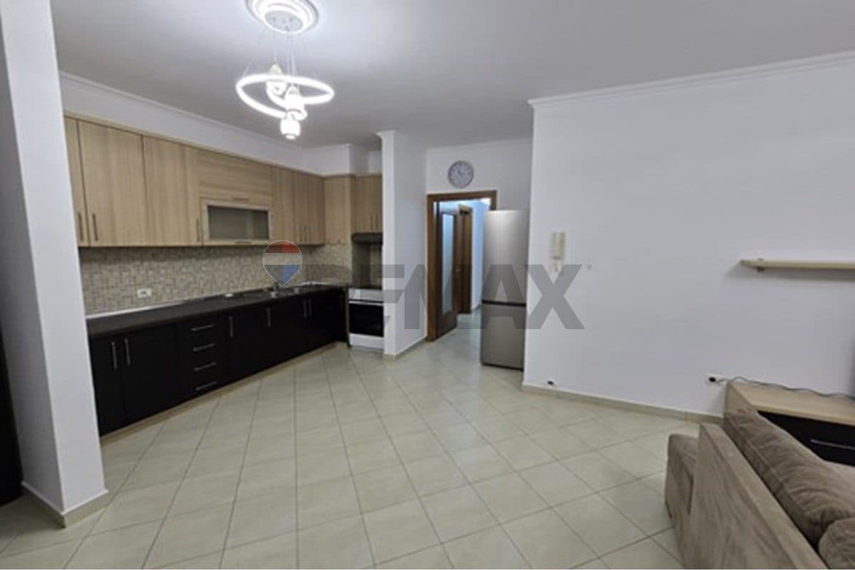 Apartament - Për Qira - Rruga Don Bosko, Tiranë 4