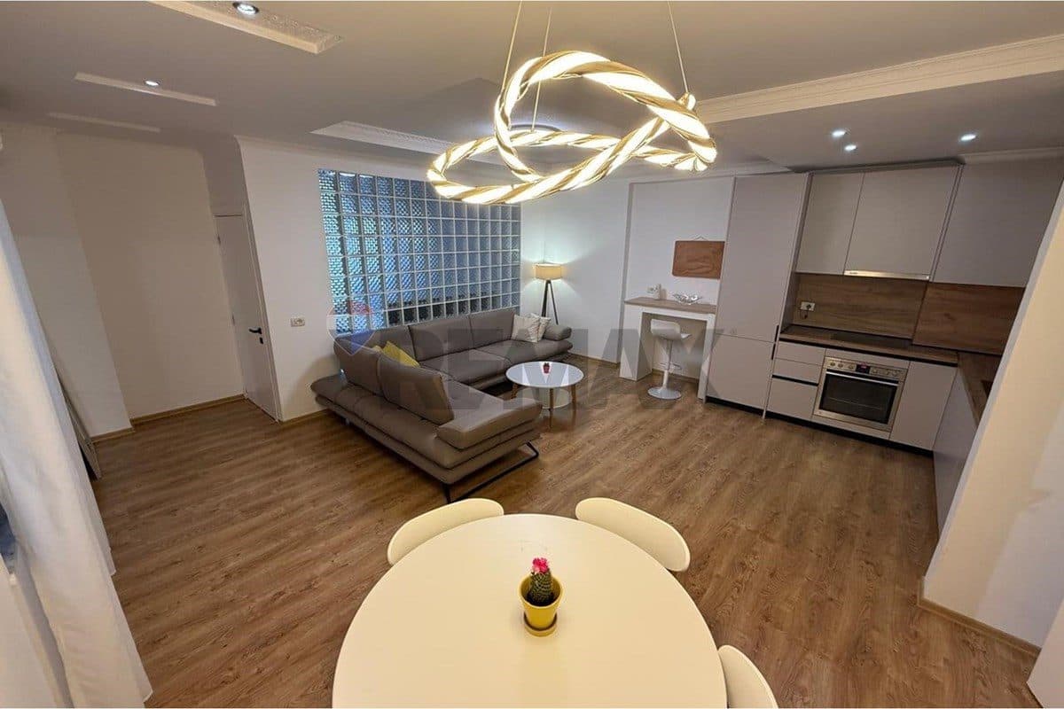Apartament - Në Shitje - Rruga e Thesarit, Tiranë 3