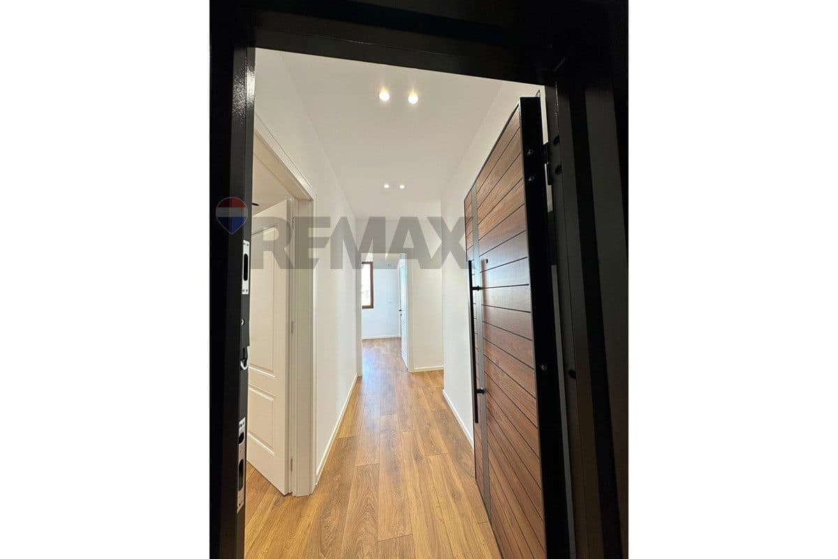 Apartament - Në Shitje - Rruga Irfan Tomini, Tiranë 4