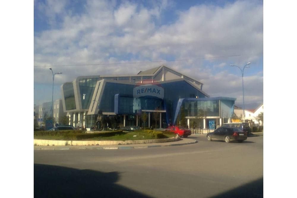 Apartament - Për Qira - Bulevardi Blu, Kamëz