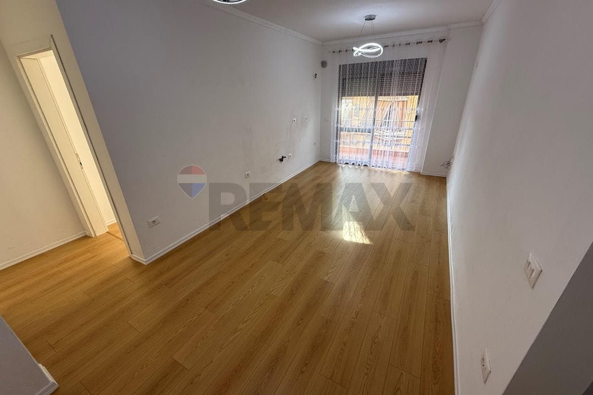 Apartament - Në Shitje - Rruga Sotir Caci, Tiranë