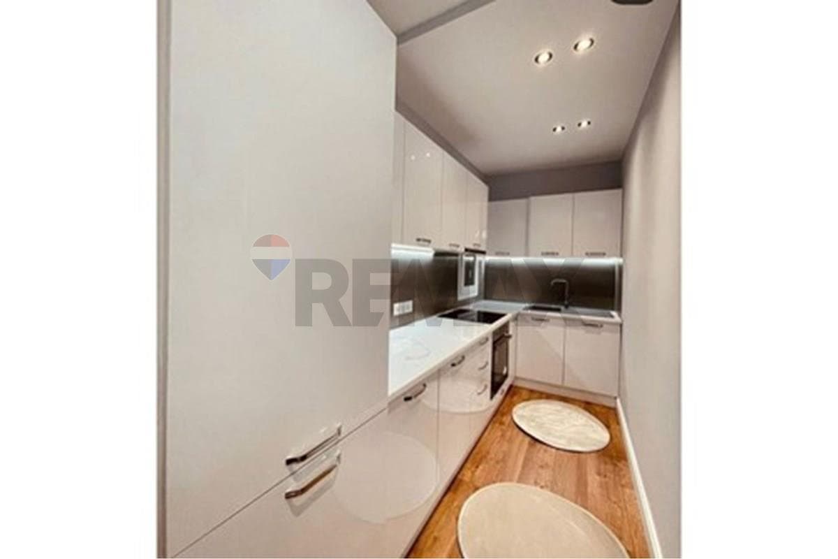 Apartament - Për Qira - Rruga Frosina Plaku, Tiranë 3