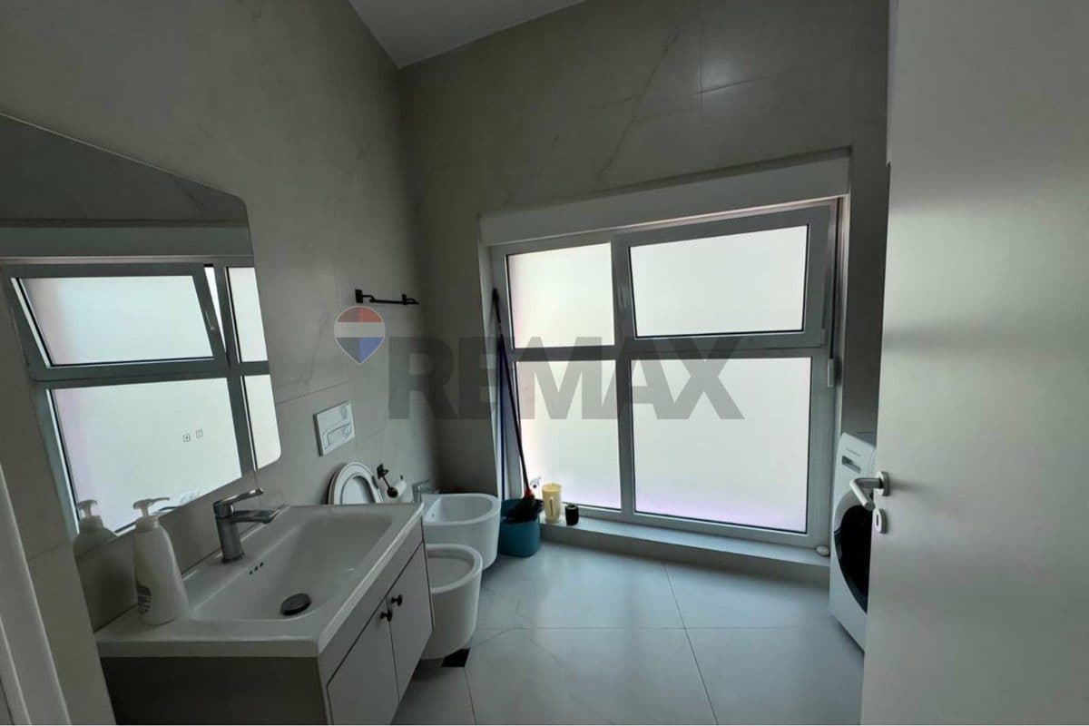 Apartament - Në Shitje - Rruga Ali Demi, Tiranë 4