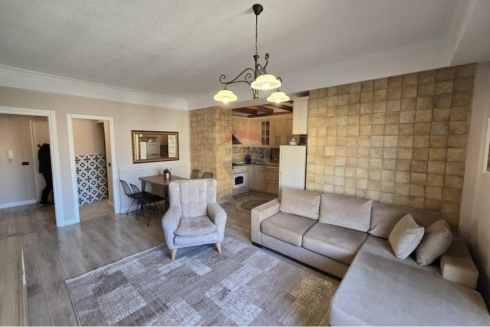 Apartament - Në Shitje - 9 Katëshet, Tiranë