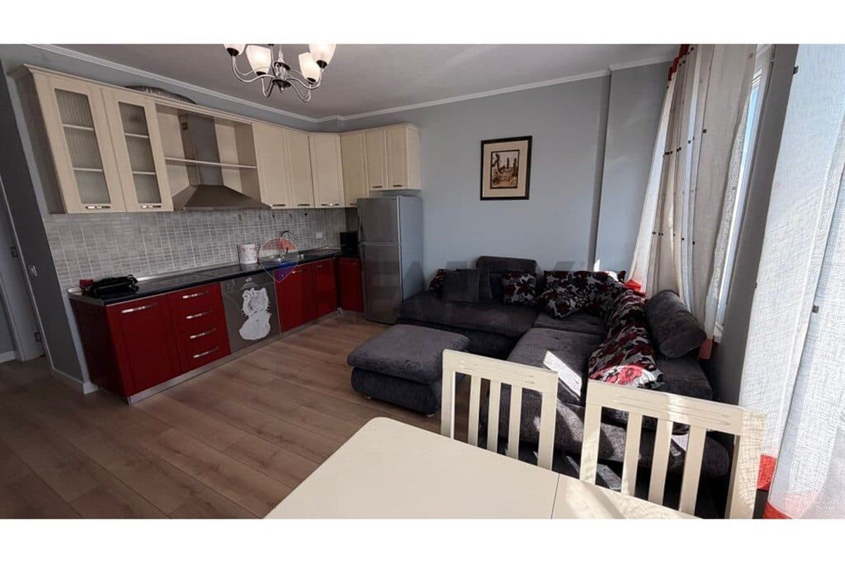 Apartament - Në Shitje - Pallatet e Verdha, Tiranë 2
