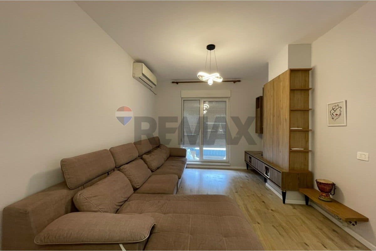 Apartament - Për Qira - Kompleksi Kontakt, Tiranë 3