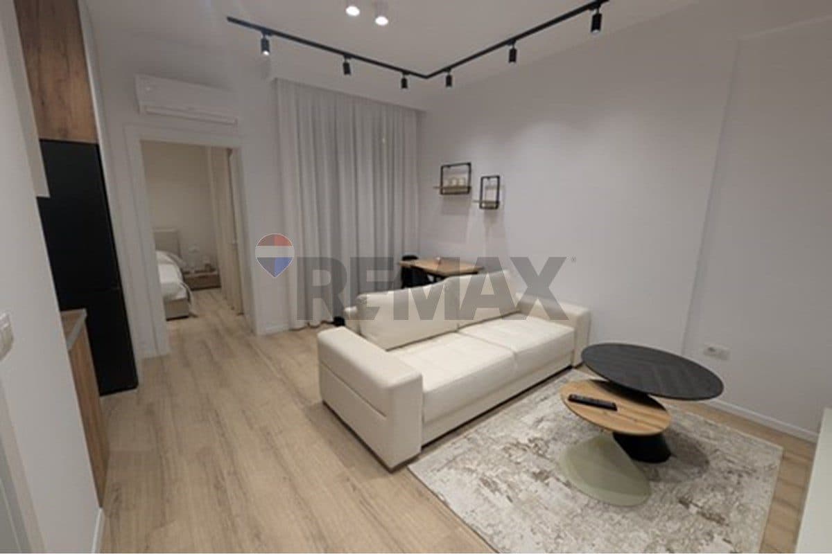 Apartament - Për Qira - Kopshti Botanik, Tiranë 2