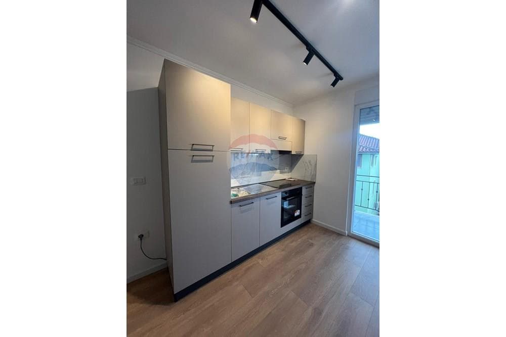 Apartament - Për Qira - Shkozë, Tiranë 4