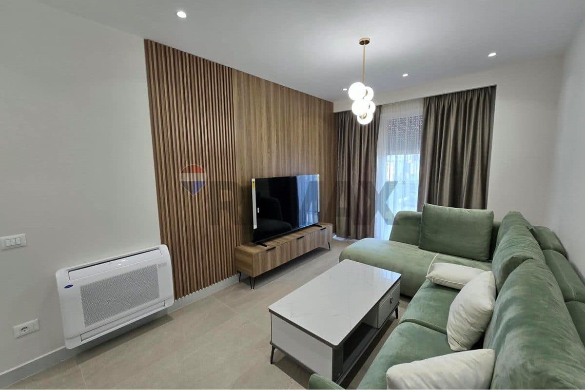 Apartament - Për Qira - Rruga Egnatia, Tiranë
