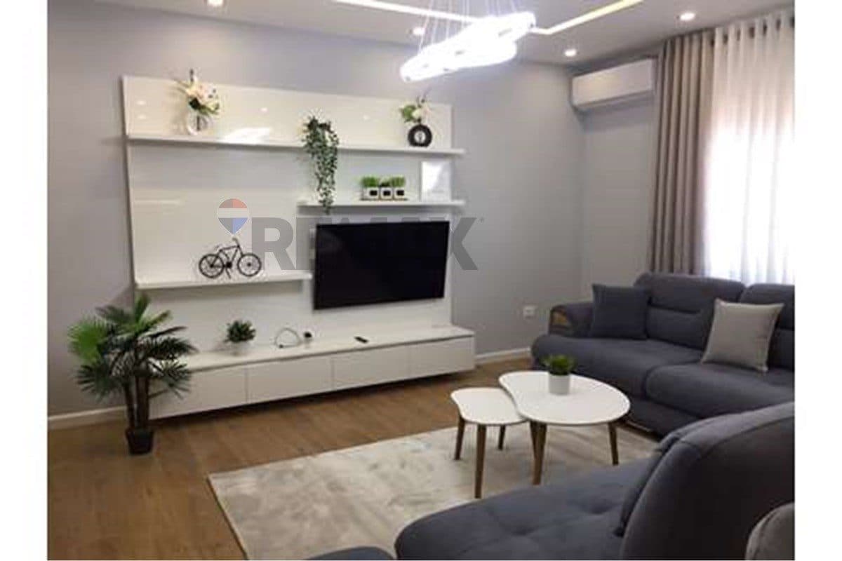 Apartament - Për Qira - Zogu I Zi, Tiranë