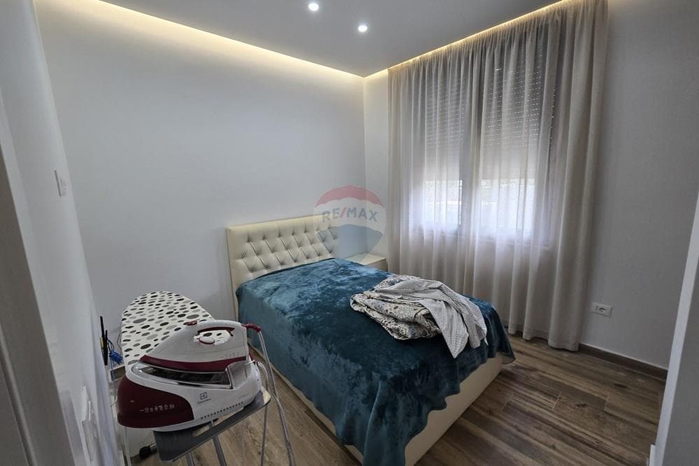 Vile - Për Qira - Bërzhitë, Tiranë