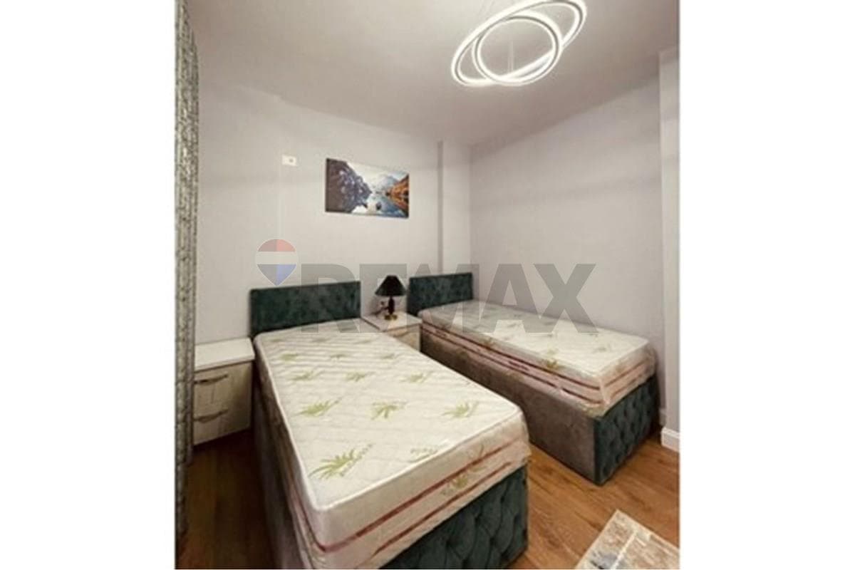 Apartament - Për Qira - Rruga Frosina Plaku, Tiranë 4