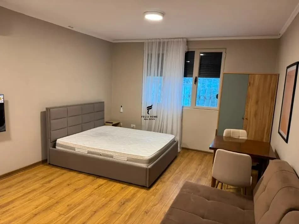 GARSONIERE ME QERA 35 M2 STADIUMI DINAMO 40.000 LEKE