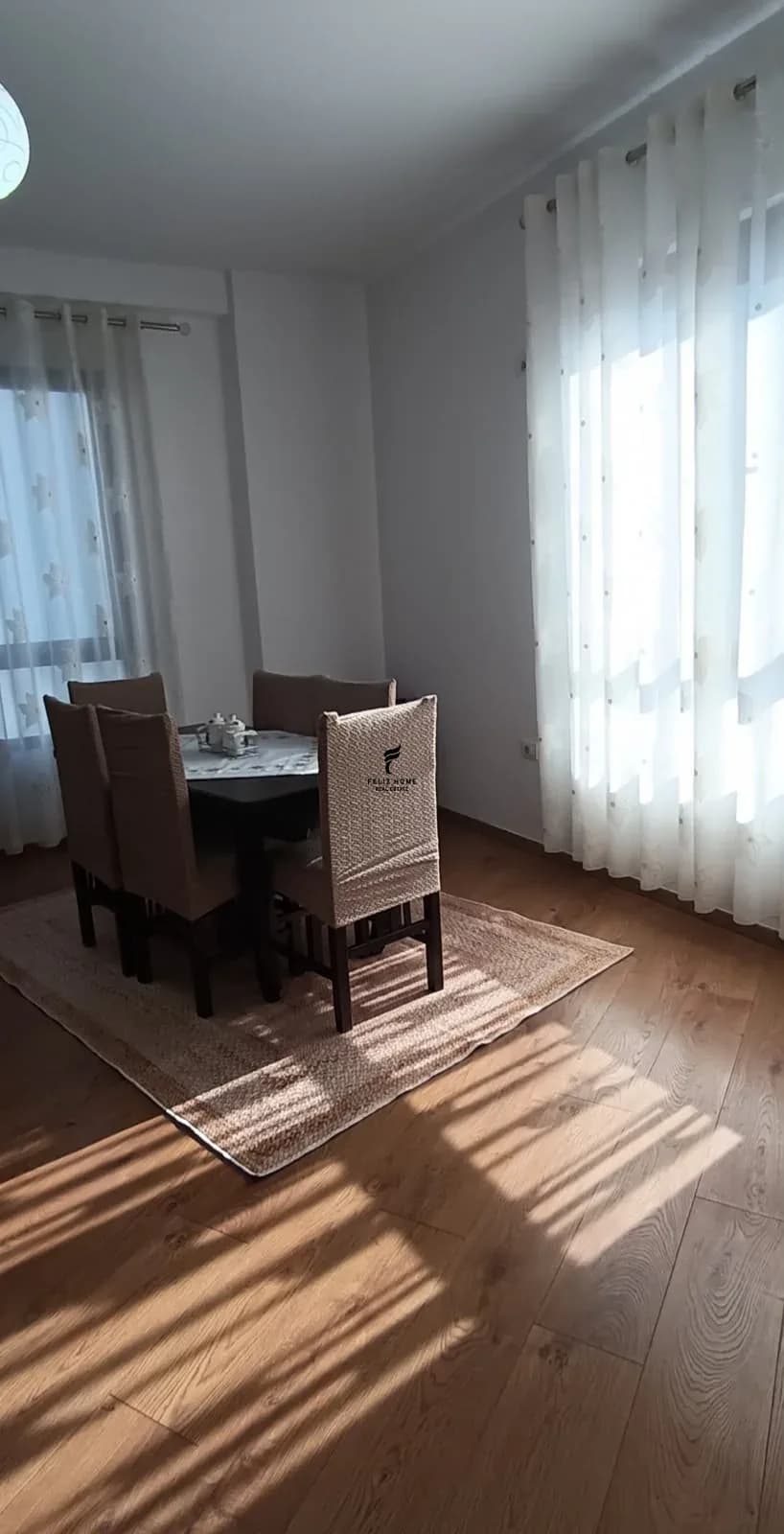 APARTAMENT ME QERA 1+1 RRUGA E DIBRES 50.000 LEKE