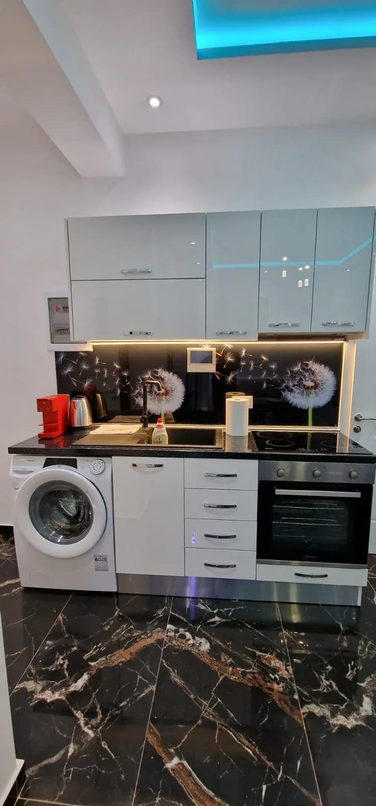 SHITET APARTAMENT 1+1 XHAMLLIKU 450.000 EURO 2